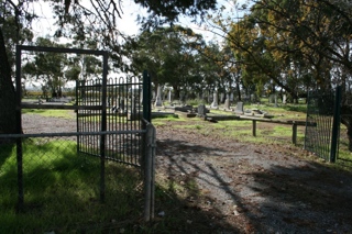 photo of St Stephen Anglican's Church burial ground