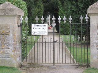 photo of Blunsdon Cemetery