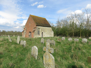 photo of St Mary (Old)'s Church burial ground
