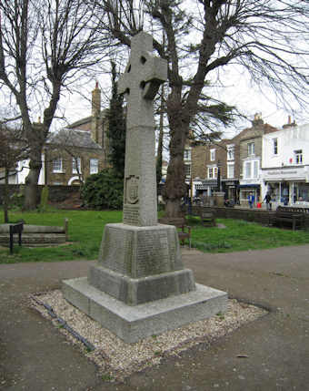 photo of St George (War Memorial)