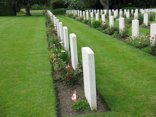 photo of Stonefall (military H) Military Cemetery