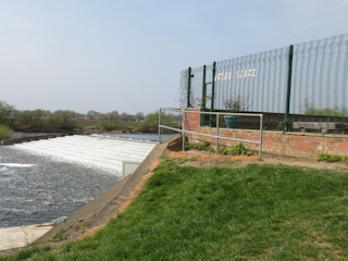 photo of Beeston Weir
