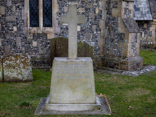 photo of Memorial Cross