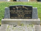 image of grave number 956102