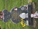 image of grave number 738710